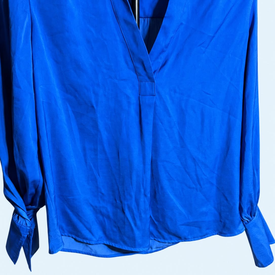 Banana Republic Women's Small Long Sleeve Blouse - Image 1