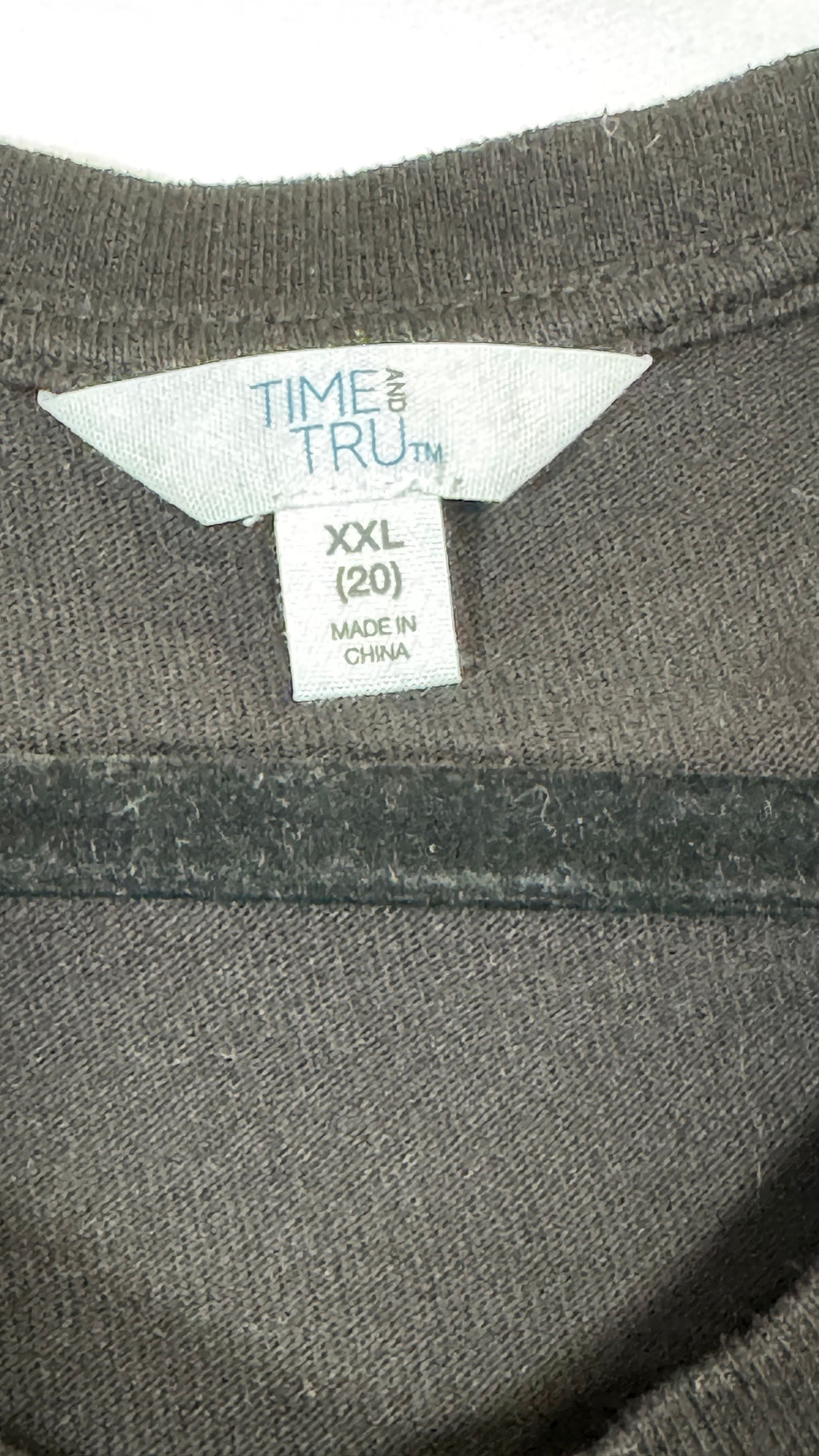 Time and Tru Women's XXL Long Sleeve Twisted-Knot-Hem Shirt - Image 5
