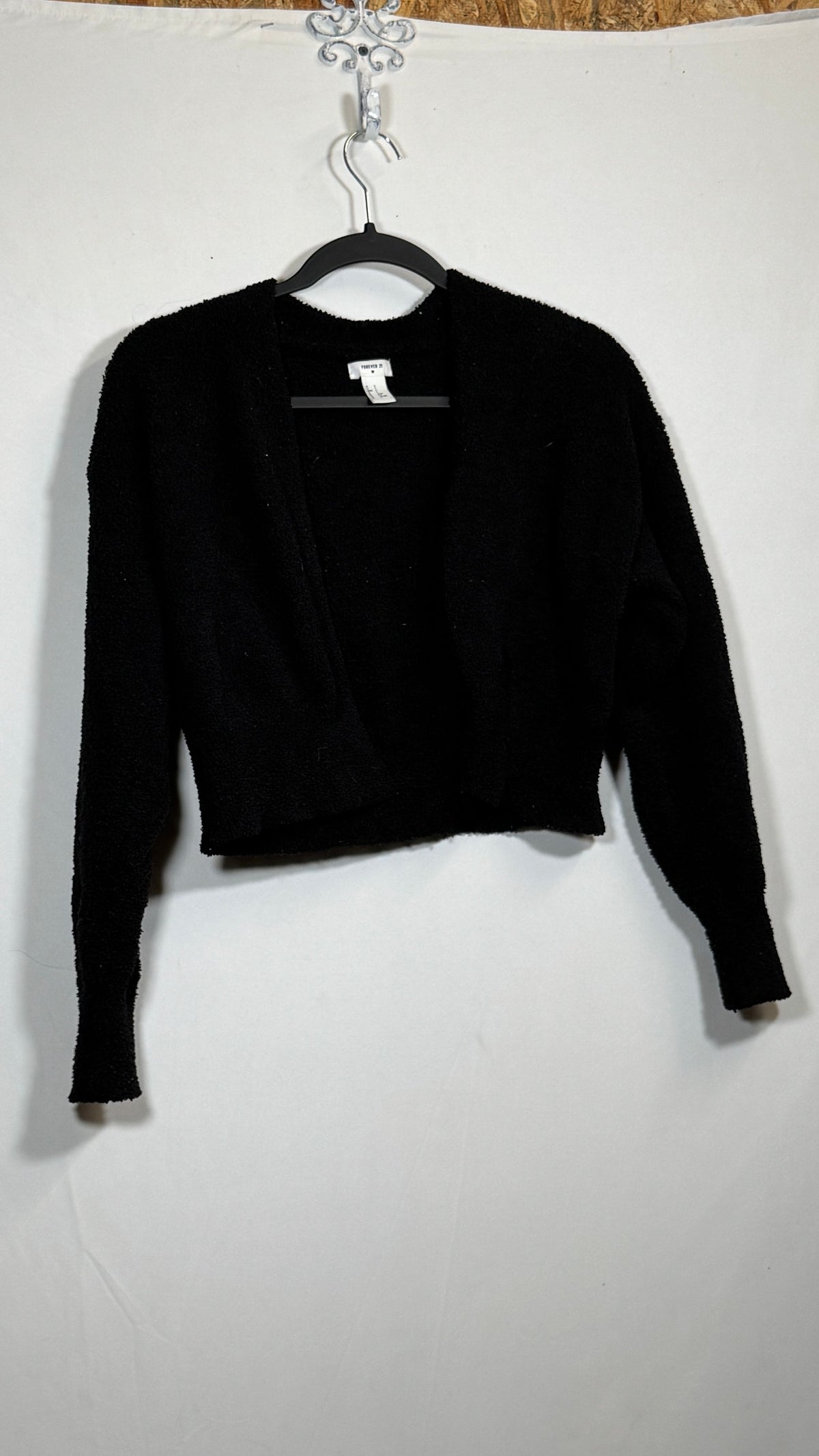 Forever 21 Women's Small Cropped Long Sleeve Knit Cardigan - Image 2