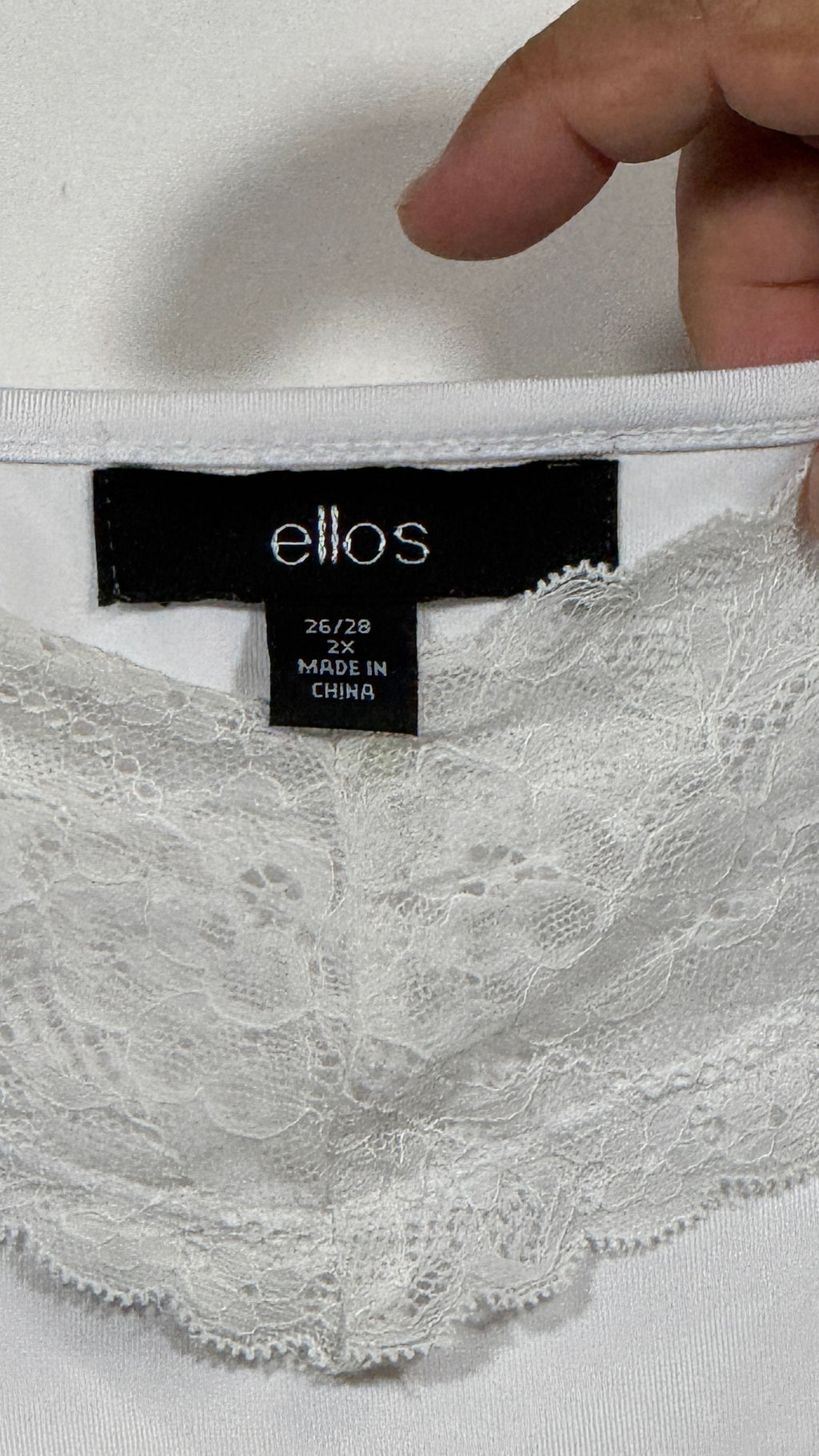 Ellos Women's 2X Lace-Trim Camisole Tank Top Size 26/28 - Image 3