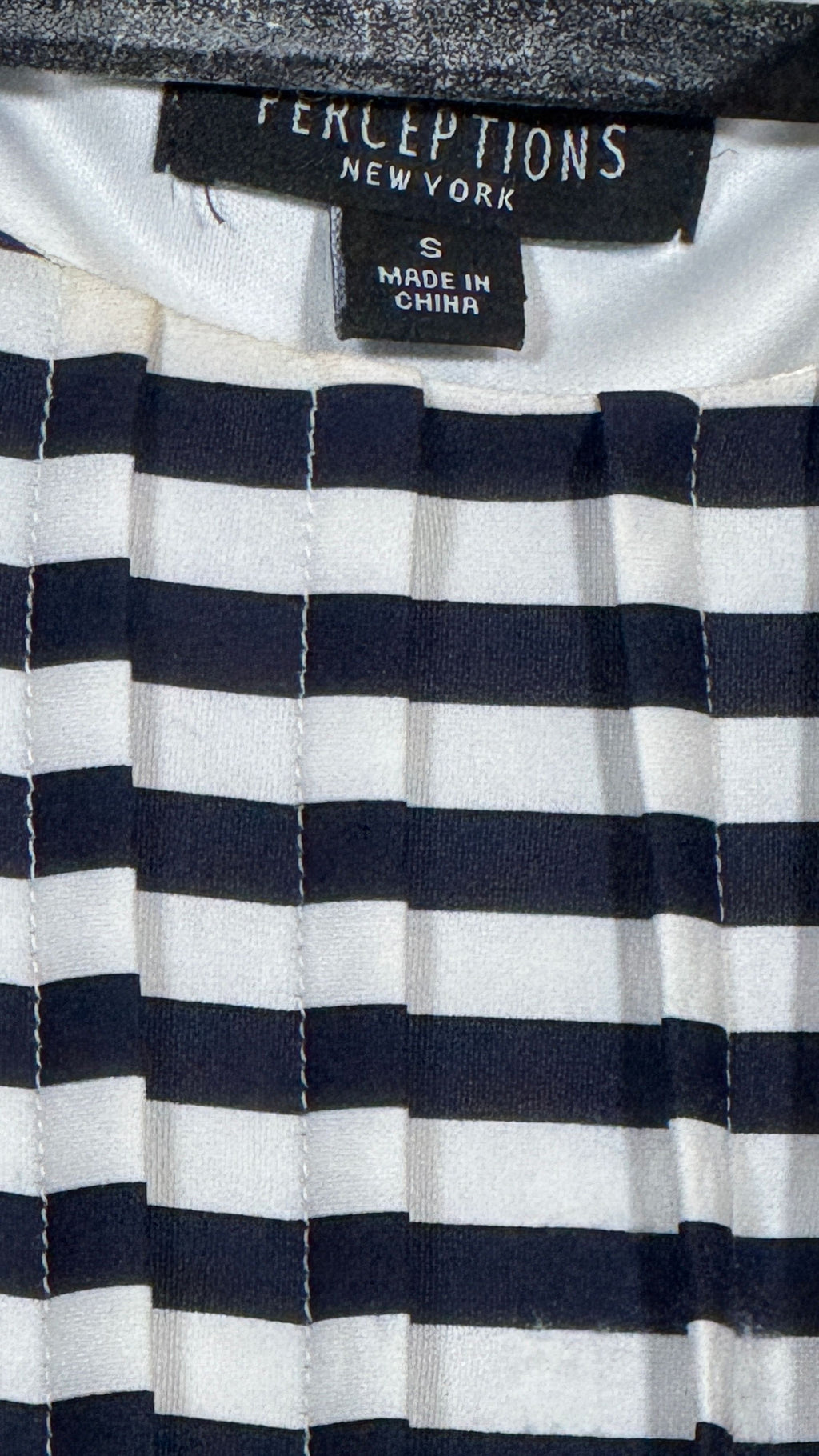 Perceptions Women's Small Striped Short Sleeve Dress with Patterned Hem - Image 3