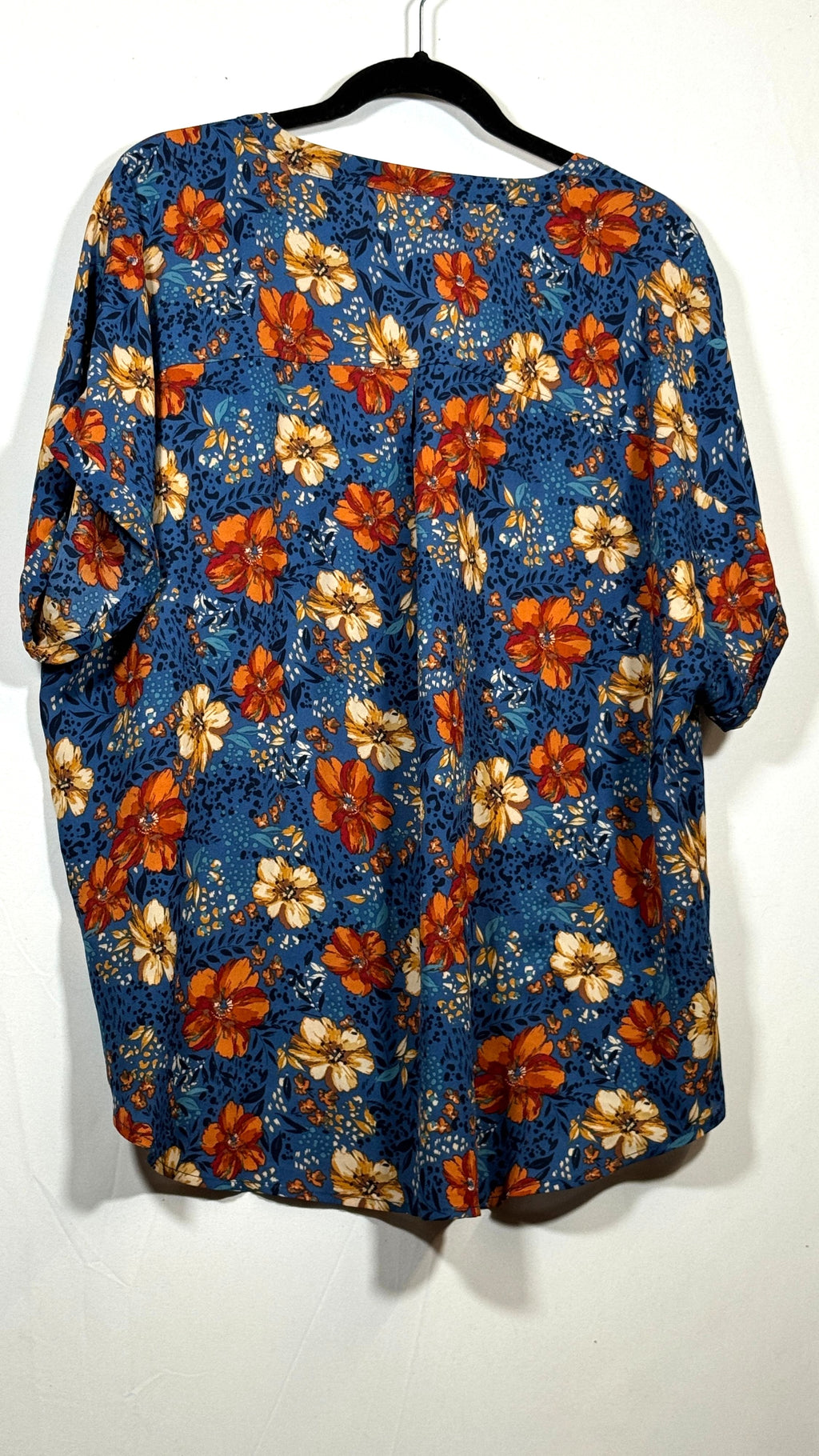 Maurices Women's XL Floral Blouse with Front Zipper Detail - Image 3