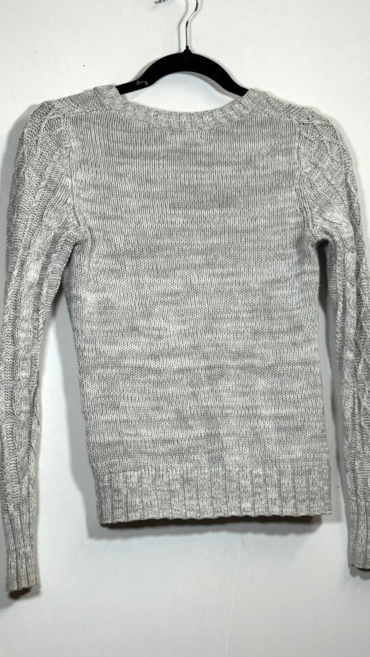 Old Navy Women's XS Petite Cable-Knit Sweater - Image 3