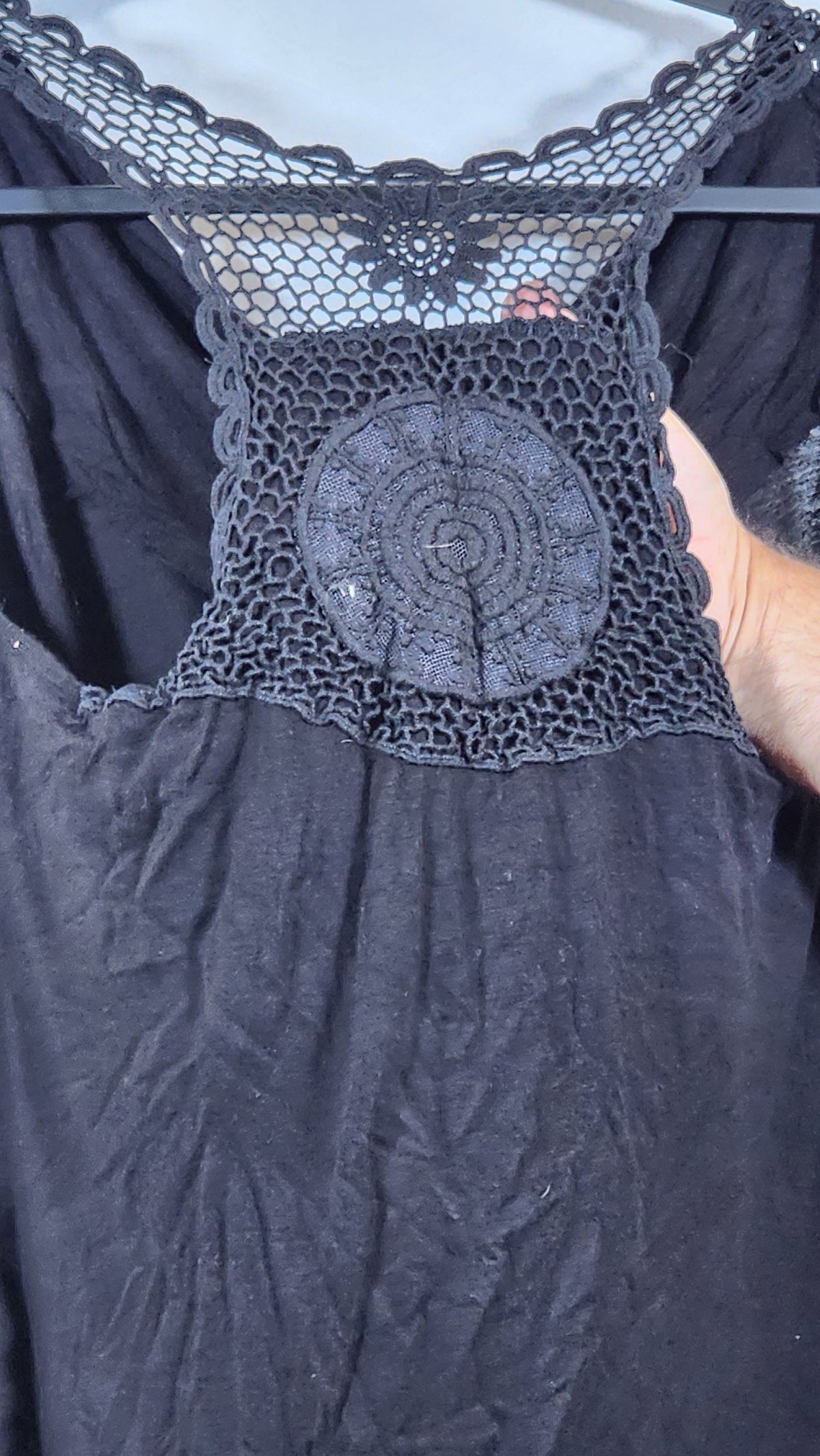 Women's One Size Draped-Neck Sleeveless Top with Crochet Floral Accent 014 - Image 4
