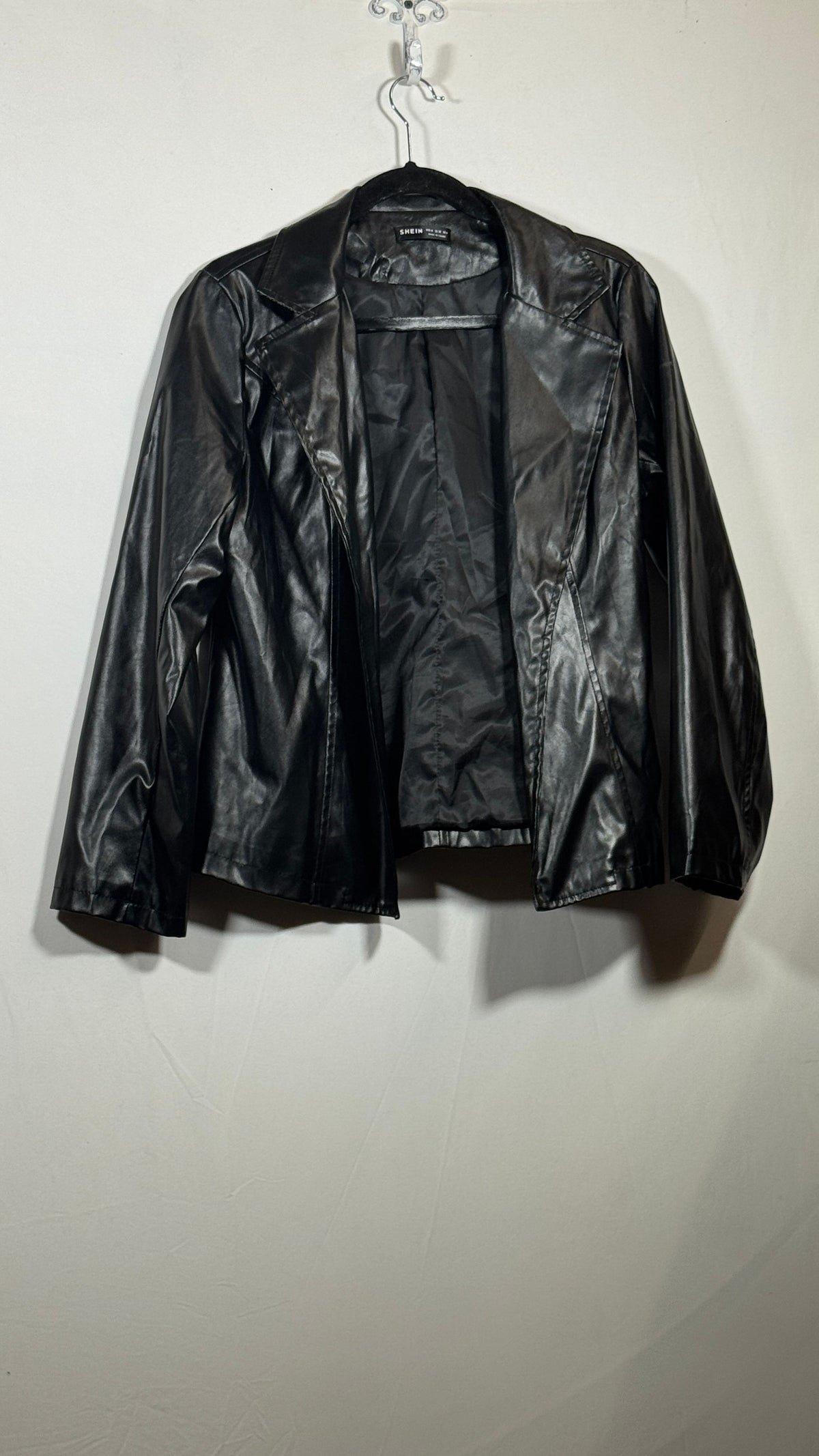 SHEIN Black Faux Leather Jacket Size M Open Front Lapel Collar - Image 2
