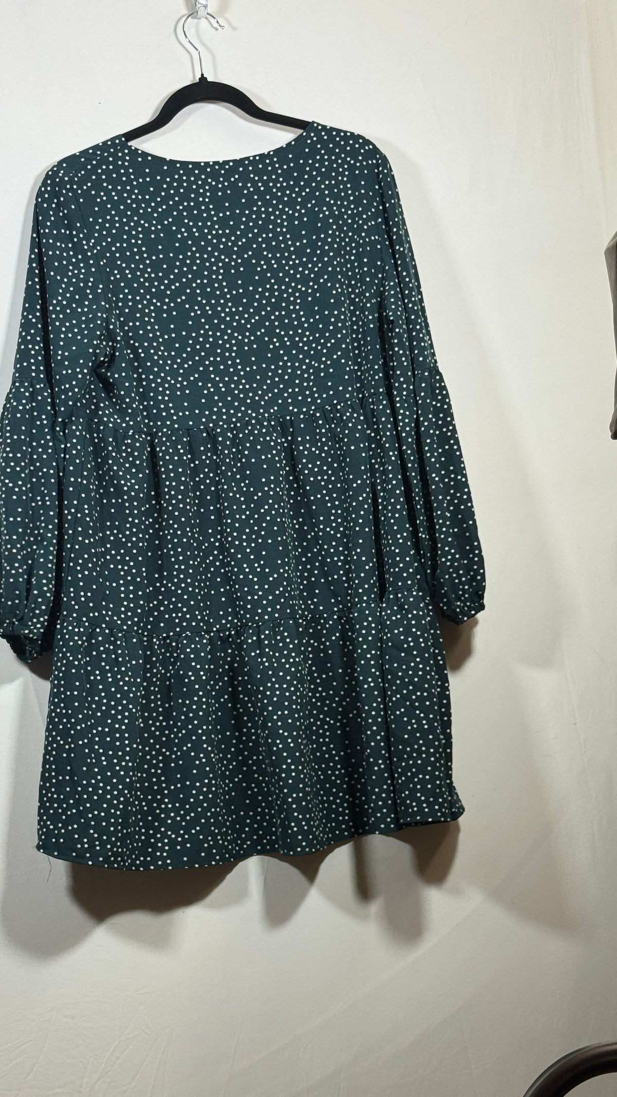 Large Dark Green Polka Dot Tiered Dress Long Sleeve V Neck - Image 3