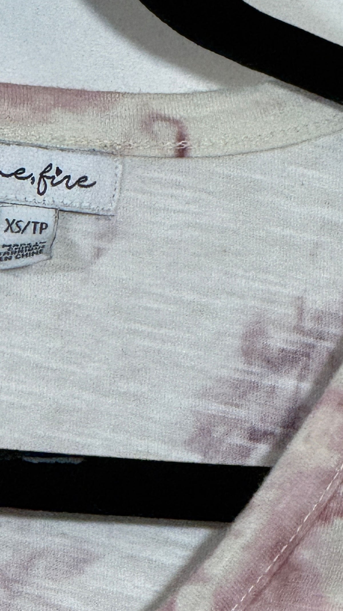 love fire XS pink tie dye dress short sleeve V-neck gathered waist - Image 4