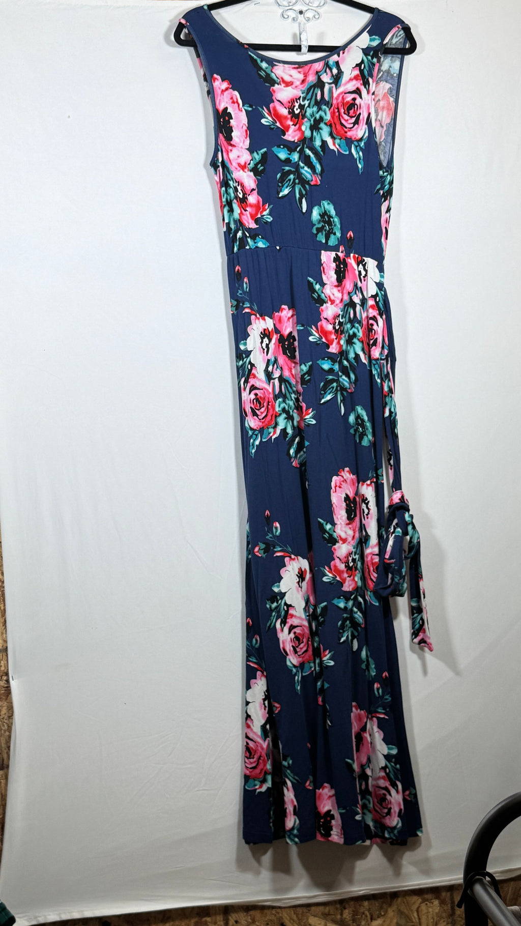 Medium Navy Blue Floral Maxi Dress Sleeveless V-Neck Wrap Style - Image 3