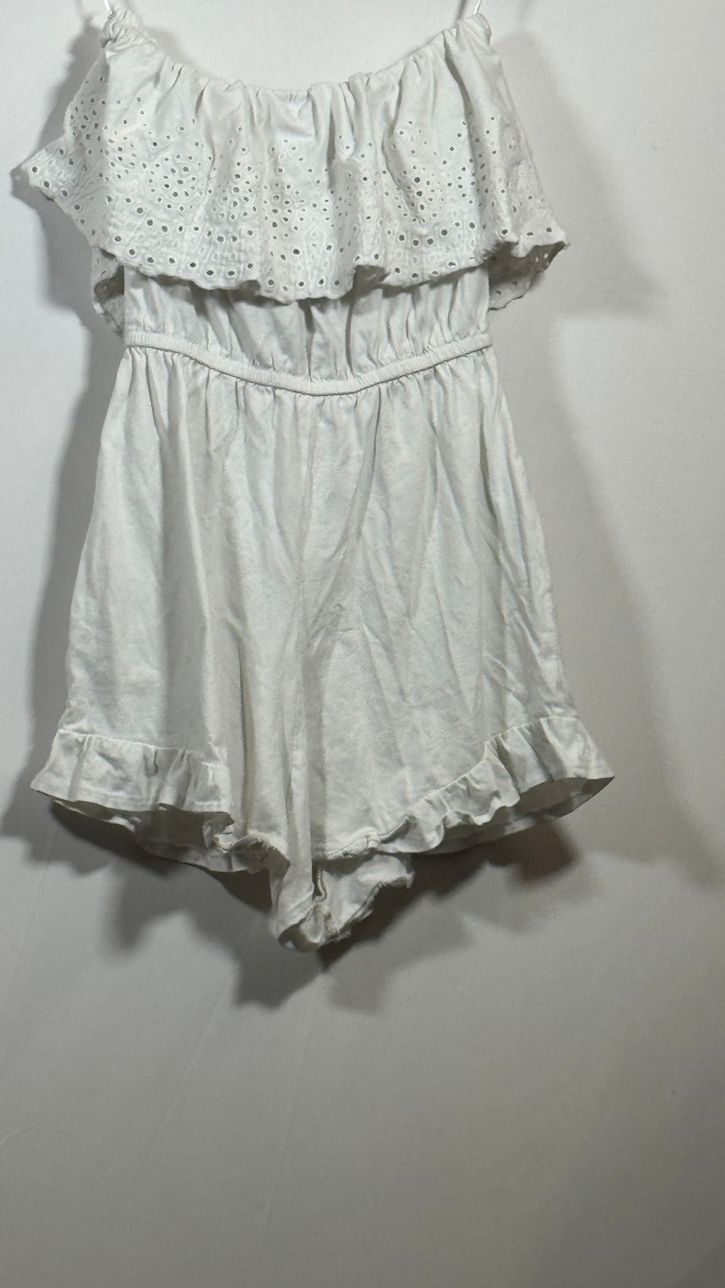 rue21 XS White Cotton Romper with Eyelet Lace Ruffle Detail - Image 4