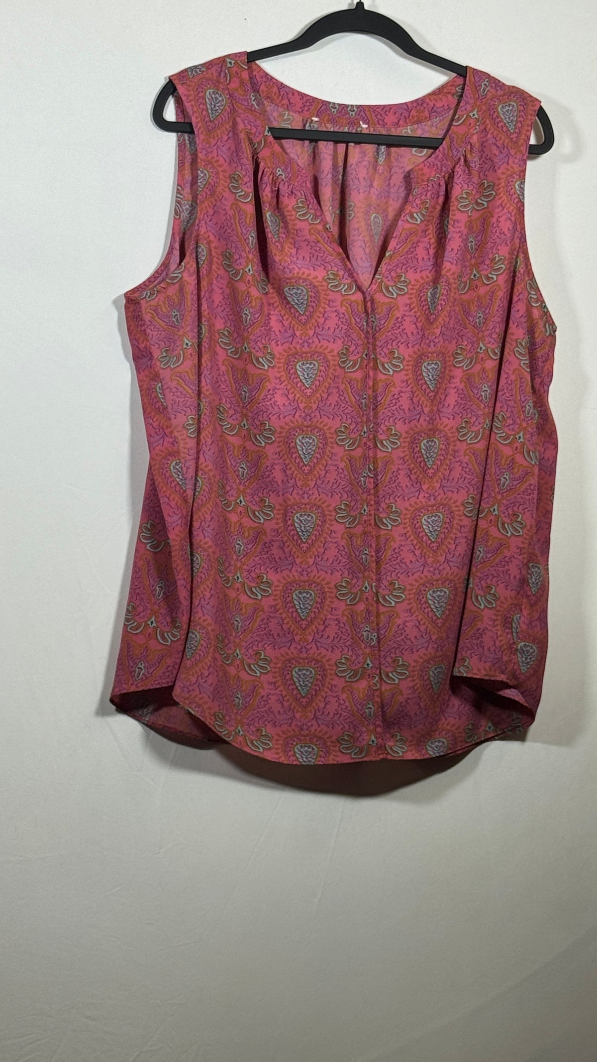 Sleeveless Blouse XL Pink Rayon Paisley Pattern Button Front - Image 1