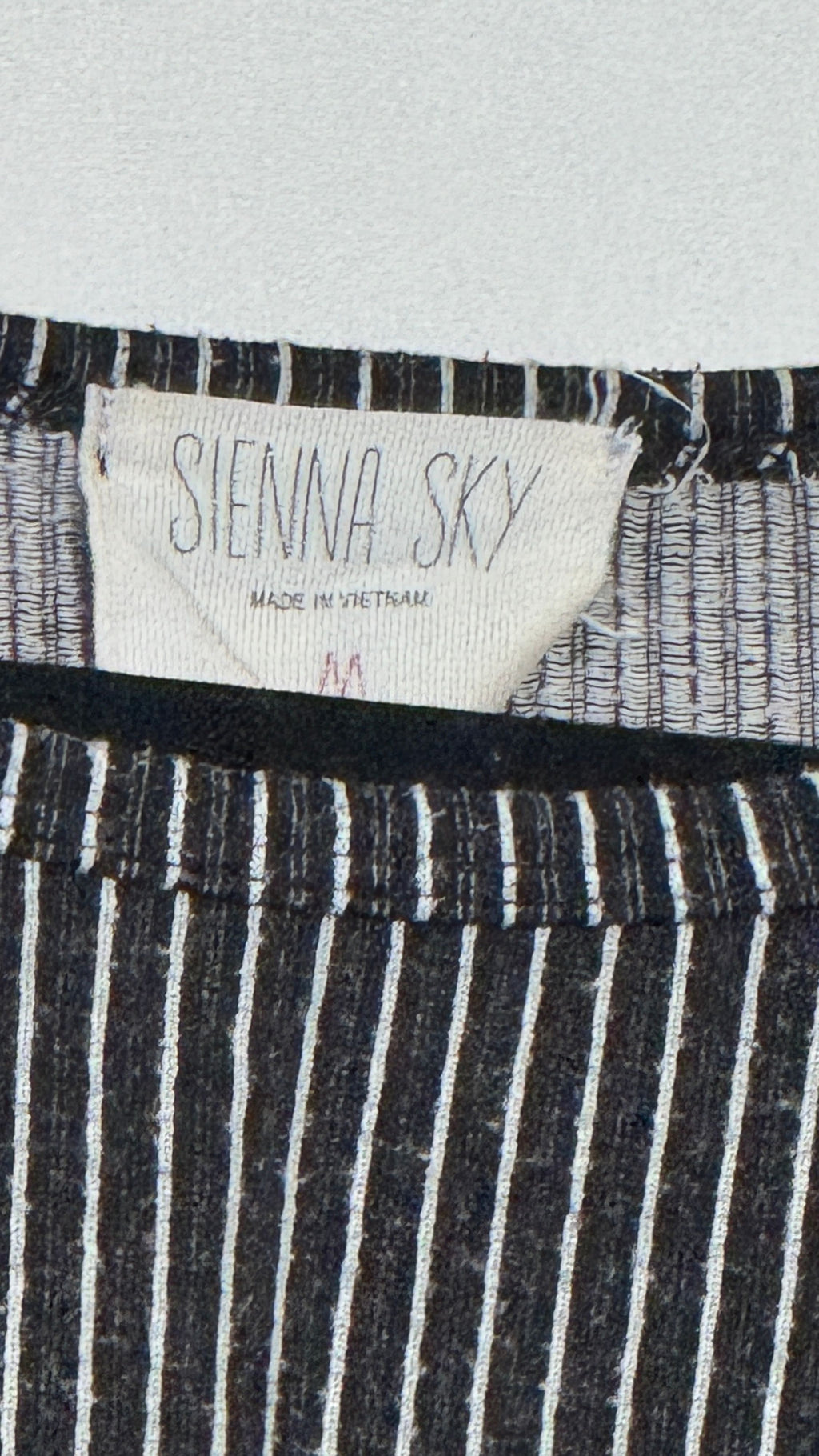 Sienna Sky Black and White Striped Long Sleeve Top Size Medium - Image 5