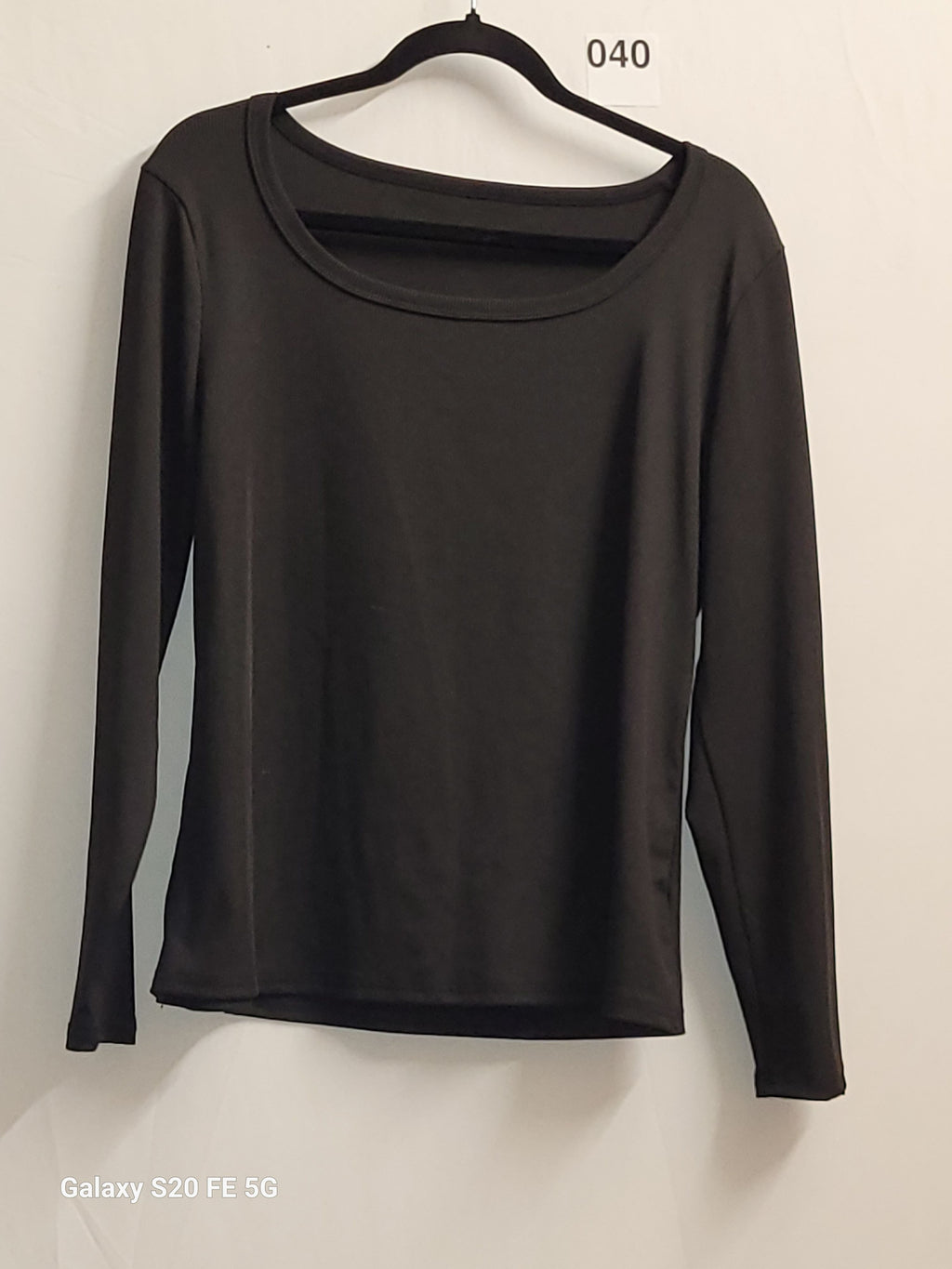 Black Scoop Neck Long Sleeve Top Knit Slim Regular Medium - Image 2
