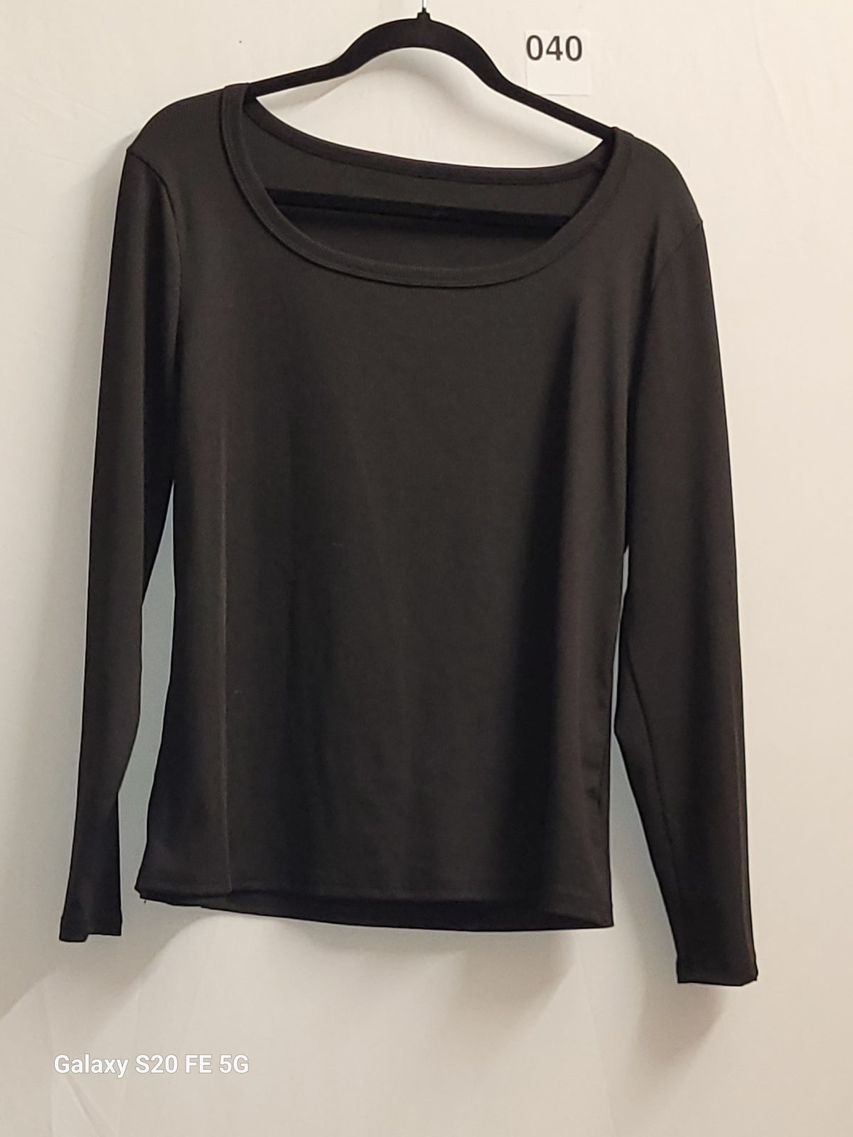 Black Scoop Neck Long Sleeve Top Knit Slim Regular Medium - Image 2