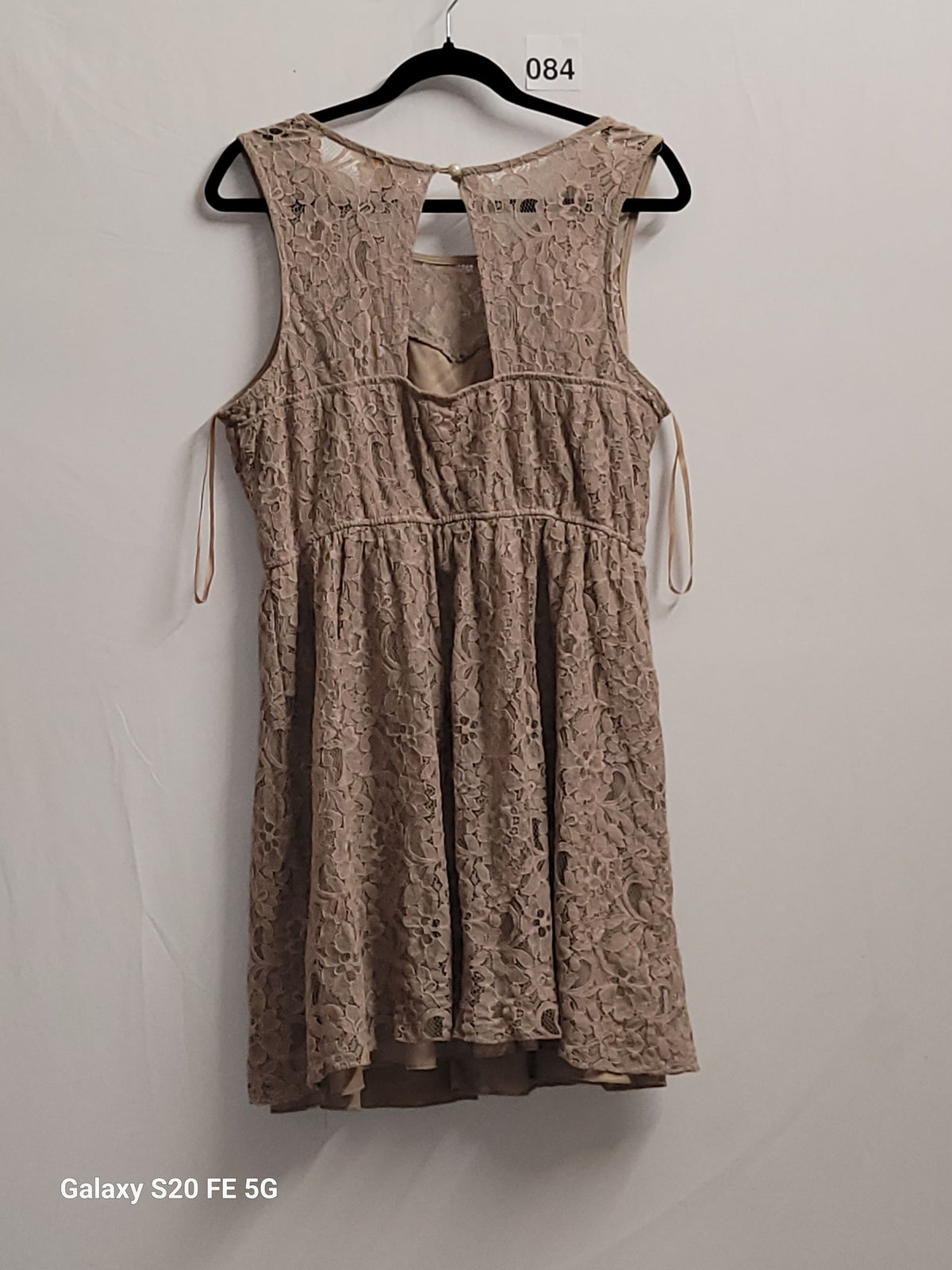 Finesse 3XL Lace Overlay Sleeveless Dress Taupe Blush Keyhole - Image 3