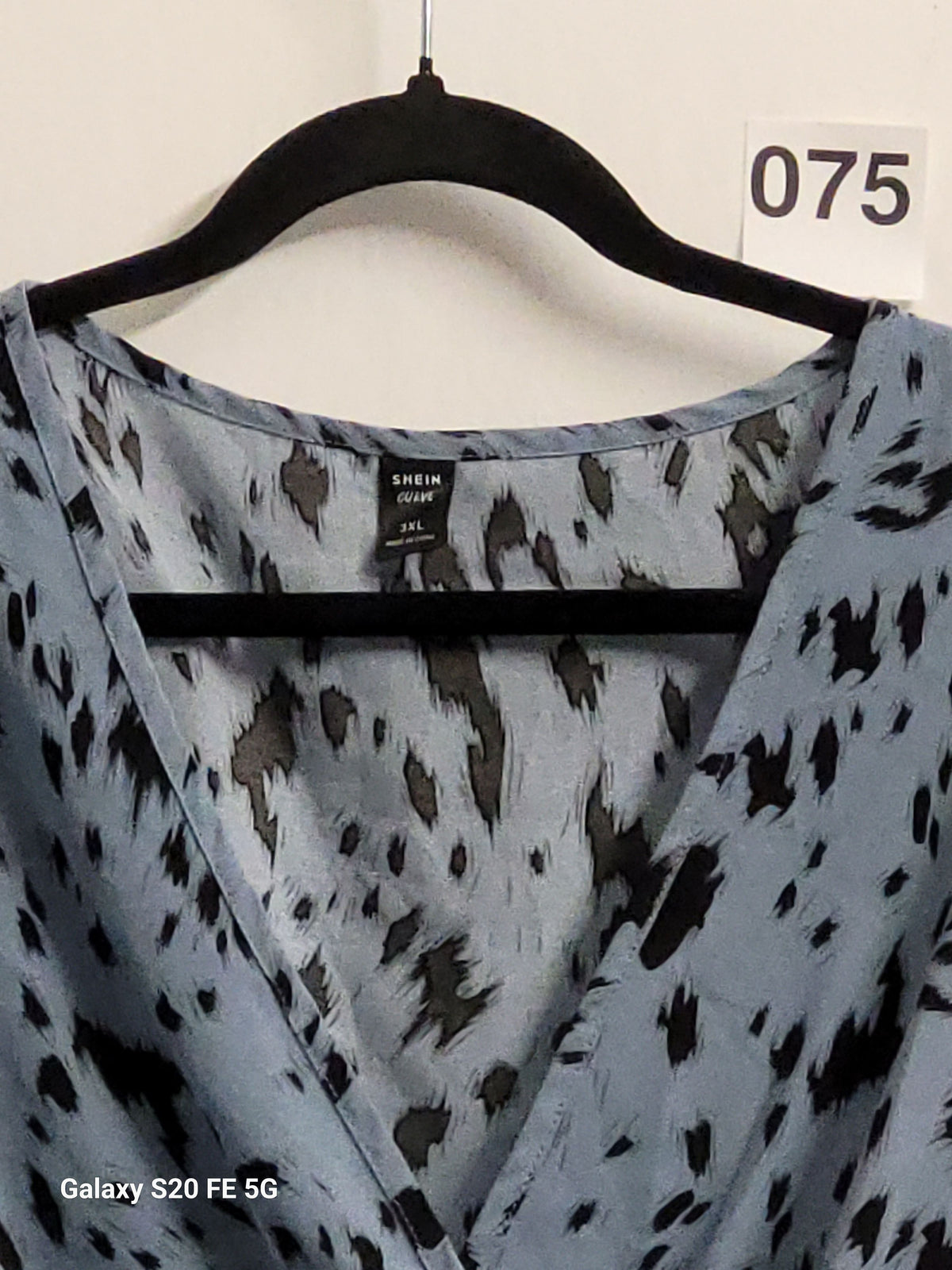 SHEIN Curve 3XL Animal Print Surplice Neck Top - Image 4