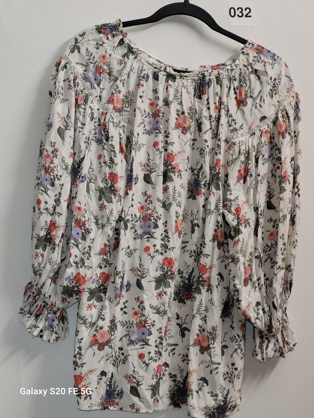 ST. 1946 Peasant Blouse 18/20W Multicolor Floral Pullover - Image 3