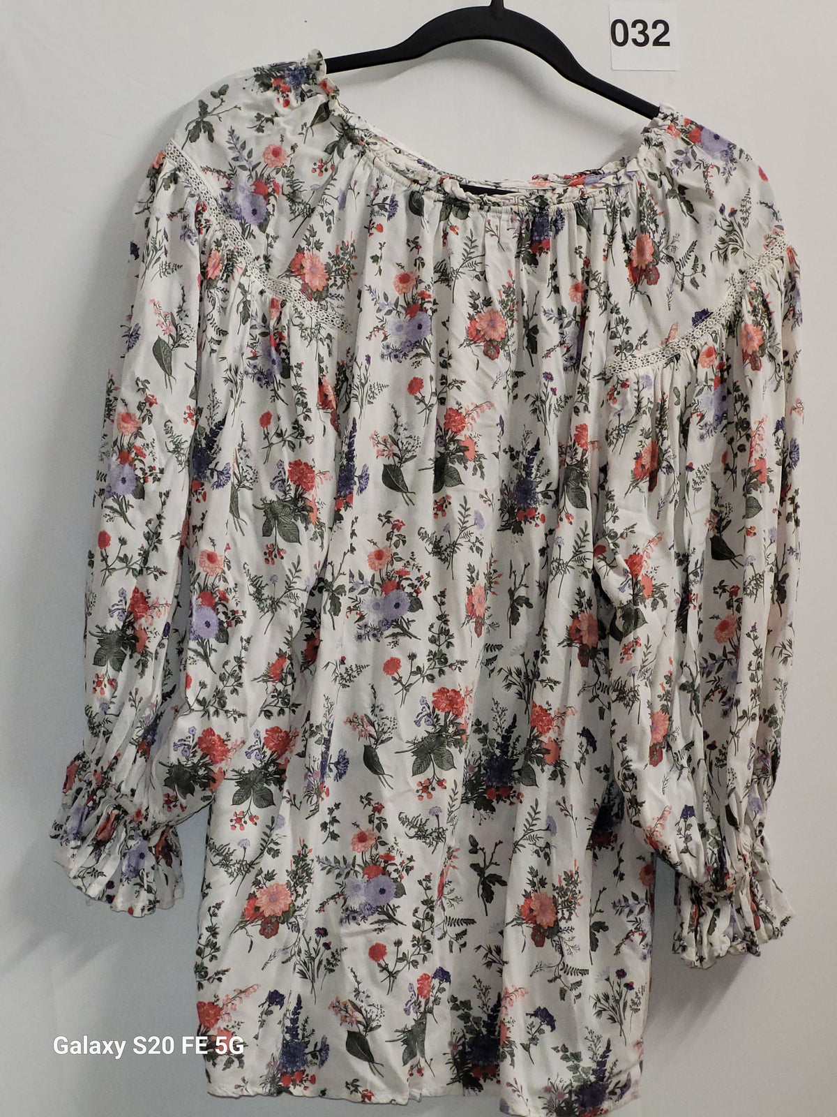 ST. 1946 Peasant Blouse 18/20W Multicolor Floral Pullover - Image 3